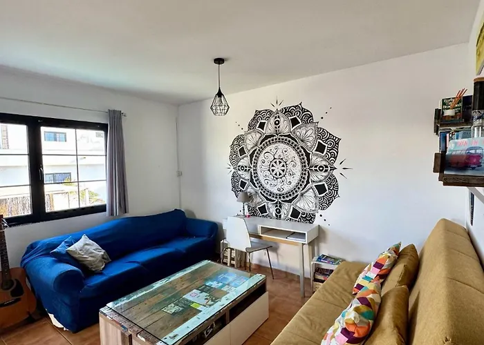 La Fresa بيت شباب