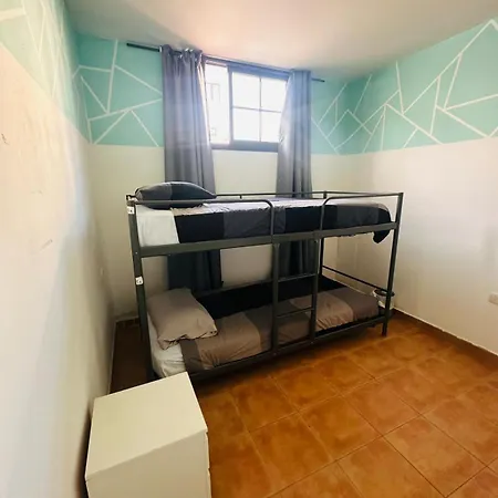 Хостел La Fresa Коральео