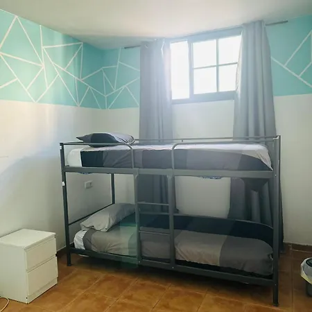 Hostel La Fresa Guest House Corralejo